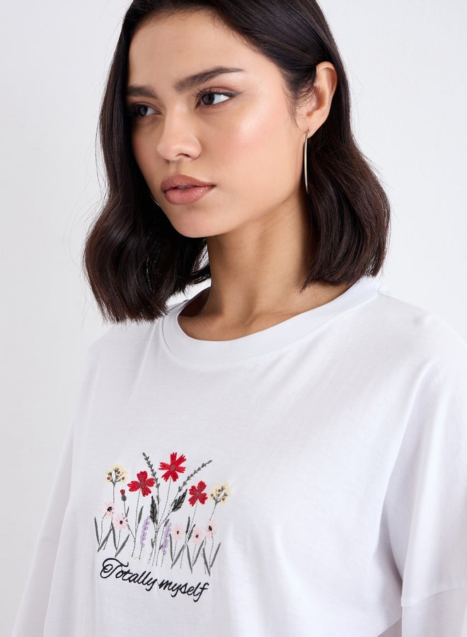 Styli Women White Embroidered Detail Oversized T-Shirt - Image 3